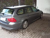 Usata BMW 318 2009 Grigio Station wagon