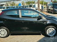 Usata Toyota Aygo X-play 72 CV (52 kW) 2021 Nero Utilitaria