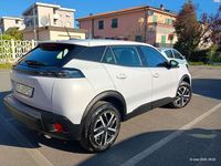 Usata Peugeot 2008 Active 102 CV (75 kW) 2023 Bianco SUV