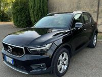 Usata Volvo XC40 Momentum 150 CV (110 kW) 2020 Nero SUV