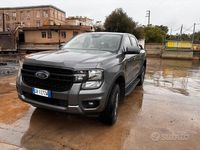 Usata Ford Ranger XLT 170 CV (125 kW) 2023 Grigio Pick-up