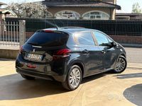 Usata Peugeot 208 Active 75 CV (55 kW) 2018 Blu Utilitaria