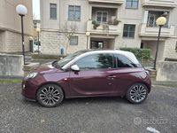 Usata Opel Adam 70 CV (51 kW) 2017 Utilitaria