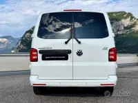 Usata VW Caravelle Trendline 102 CV (75 kW) 2016 Bianco Furgone