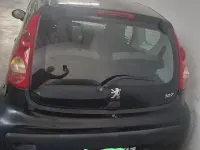 Usata Peugeot 107 68 CV (50 kW) 2007 Nero Utilitaria