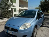 Usata Fiat Grande Punto Active 75 CV (55 kW) 2005 Blu Utilitaria