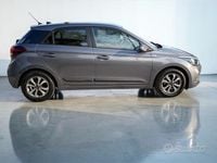 Usata Hyundai i20 75 CV (55 kW) 2019 Antracite metallizzato Utilitaria