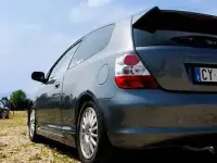 Usata Honda Civic 101 CV (74 kW) 2005 Grigio Berlina