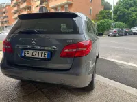 Gebraucht Mercedes B180 Premium 109 PS (80 kW) 2013 Grau Van / Kleinbus