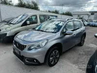 Usata Peugeot 2008 Allure 102 CV (75 kW) 2019 Grigio SUV