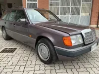 Usata Mercedes E200 120 CV (88 kW) 1991 Marrone Station wagon
