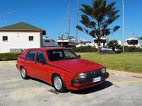 Usata Alfa Romeo 75 155 CV (114 kW) 1988 Rosso Berlina