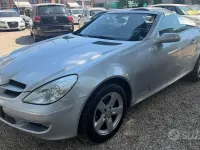 Usata Mercedes SLK200 163 CV (119 kW) 2004 Argento Cabrio