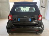 Usata Smart ForTwo Electric Drive 35 kW (48 CV) 2020 Nero Cabrio