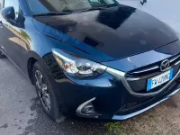Usata Mazda 2 90 CV (66 kW) 2019 Blu Berlina