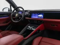 Usata Porsche Macan 144 kW (197 CV) 2025 Argento dolomite metallizzato SUV