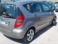 Usata Mercedes A170 Elegance 116 CV (85 kW) 2005 Grigio Monovolume
