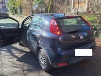 Usata Fiat Punto Street 69 CV (50 kW) 2016 Blu Utilitaria