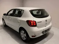 Usata Dacia Sandero Comfort 101 CV (74 kW) 2020 Bianco Berlina