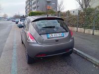 Usata Lancia Ypsilon Gold 69 CV (50 kW) 2023 Grigio Utilitaria