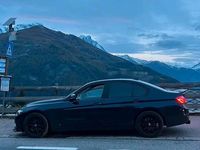 Usata BMW 318 M Sport 150 CV (110 kW) 2017 Blu Berlina