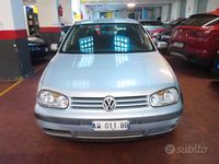 Usata VW Golf III 74 CV (54 kW) 1998 Grigio Berlina