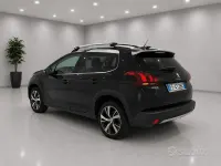 Usata Peugeot 2008 Allure 99 CV (72 kW) 2016 Nero SUV