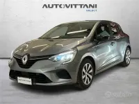 Usata Renault Clio V Equilibre 91 CV (66 kW) 2023 Gray Berlina