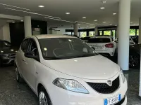 Usata Lancia Ypsilon Gold 69 CV (50 kW) 2016 Beige Utilitaria