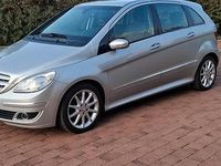 Usata Mercedes B200 140 CV (102 kW) 2008 Monovolume