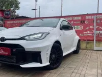 Usado Toyota Yaris 280 CV (205 kW) 2024 Blanco Utilitario
