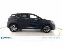 Usata Renault Captur Techno 101 CV (74 kW) 2024 Blu marine SUV