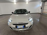 Usata Fiat 600 La Prima 136 CV (100 kW) 2025 Beige SUV