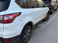 Usata Ford Kuga Business Edition 120 CV (88 kW) 2019 Bianco SUV