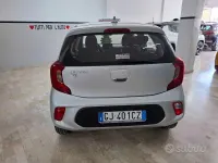 Usata Kia Picanto Style 67 CV (49 kW) 2022 Grigio Utilitaria
