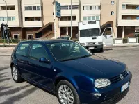 Usata VW Golf IV Highline 130 CV (95 kW) 2001 Verde Berlina