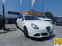 Usata Alfa Romeo Giulietta Distinctive 140 CV (102 kW) 2011 Bianco Utilitaria