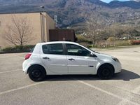 Usata Renault Clio III Dynamique 86 CV (63 kW) 2010 Bianco Berlina