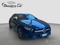Usata Mercedes A180 Business 116 CV (85 kW) 2022 Blu Berlina