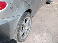 Begagnad Alfa Romeo 147 116 HK (85 kW) 2005 Grå Halvkombi