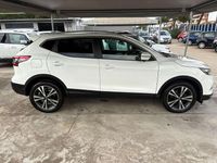 Usata Nissan Qashqai Tekna 131 CV (96 kW) 2018 Bianco SUV