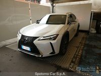 Usata Lexus UX Executive Line 184 CV (135 kW) 2019 Bianco SUV