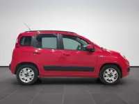 Usata Fiat Panda Lounge 69 CV (50 kW) 2017 Rosso Utilitaria