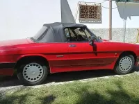 Usata Alfa Romeo Spider 125 CV (91 kW) 1989 Rosso Cabrio