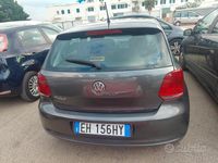 Begagnad VW Polo Comfortline 70 HK (51 kW) 2011 Grå Halvkombi