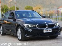 Usata BMW 316 Advantage 122 CV (89 kW) 2023 Saphire schwarz Station wagon