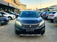 Usata Peugeot 5008 Allure 131 CV (96 kW) 2020 Viola SUV