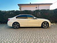 Usata BMW 320 Sport Line 184 CV (135 kW) 2015 Bianco Berlina