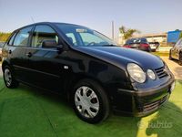 Usata VW Polo Trendline 75 CV (55 kW) 2003 Blu Berlina