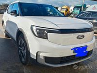 Usata Ford Explorer 210 kW (286 CV) 2025 Bianco SUV